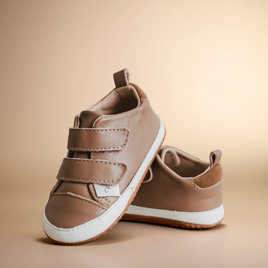The Low Top