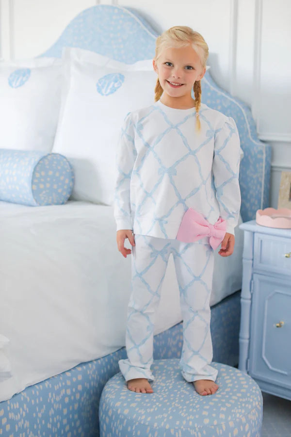 Cassidy Comfy Crewneck (Puff Sleeve-Bow)
