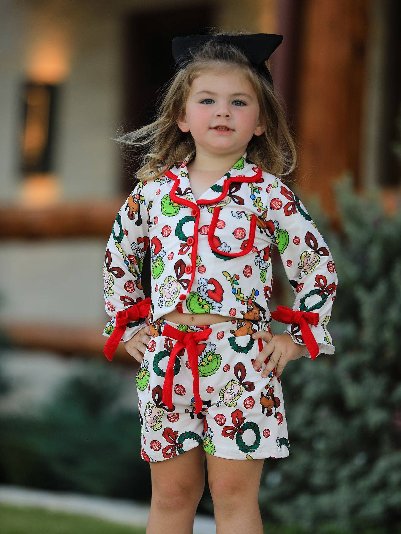Christmas Wreath Character Print Girls Pajama Set