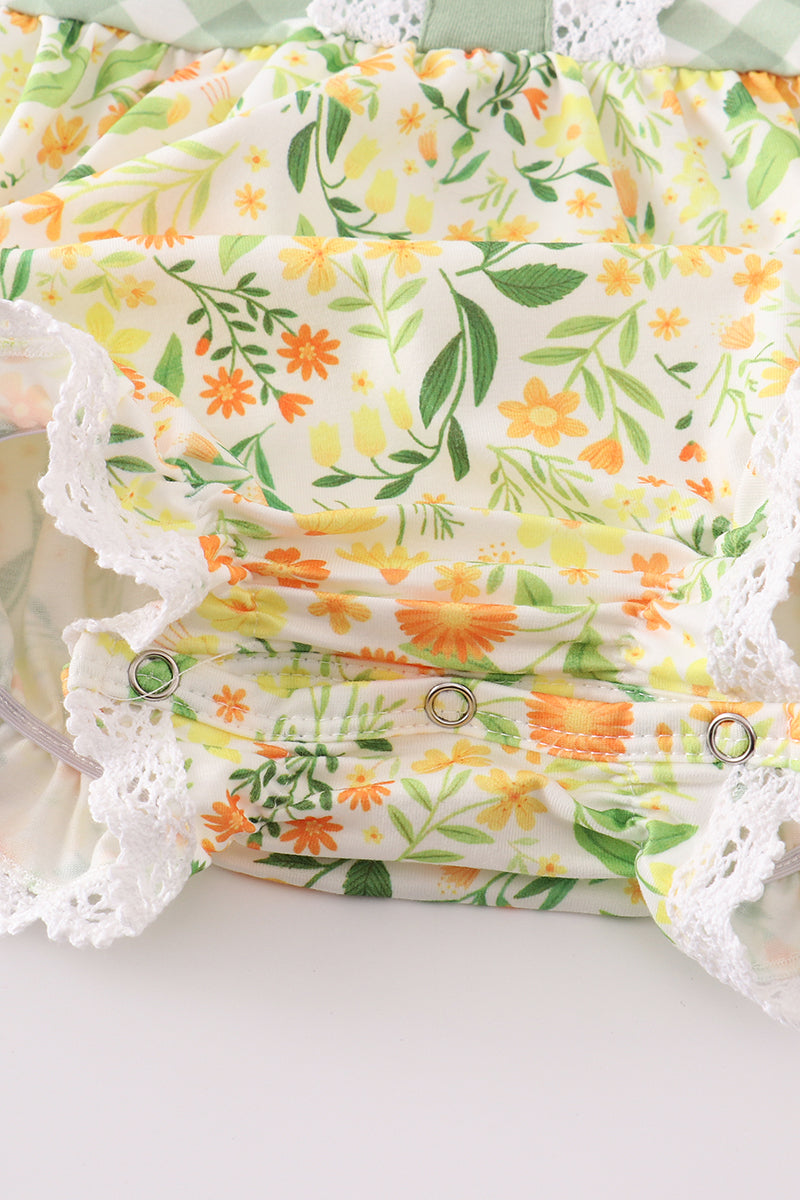 Yellow floral ruffle bubble