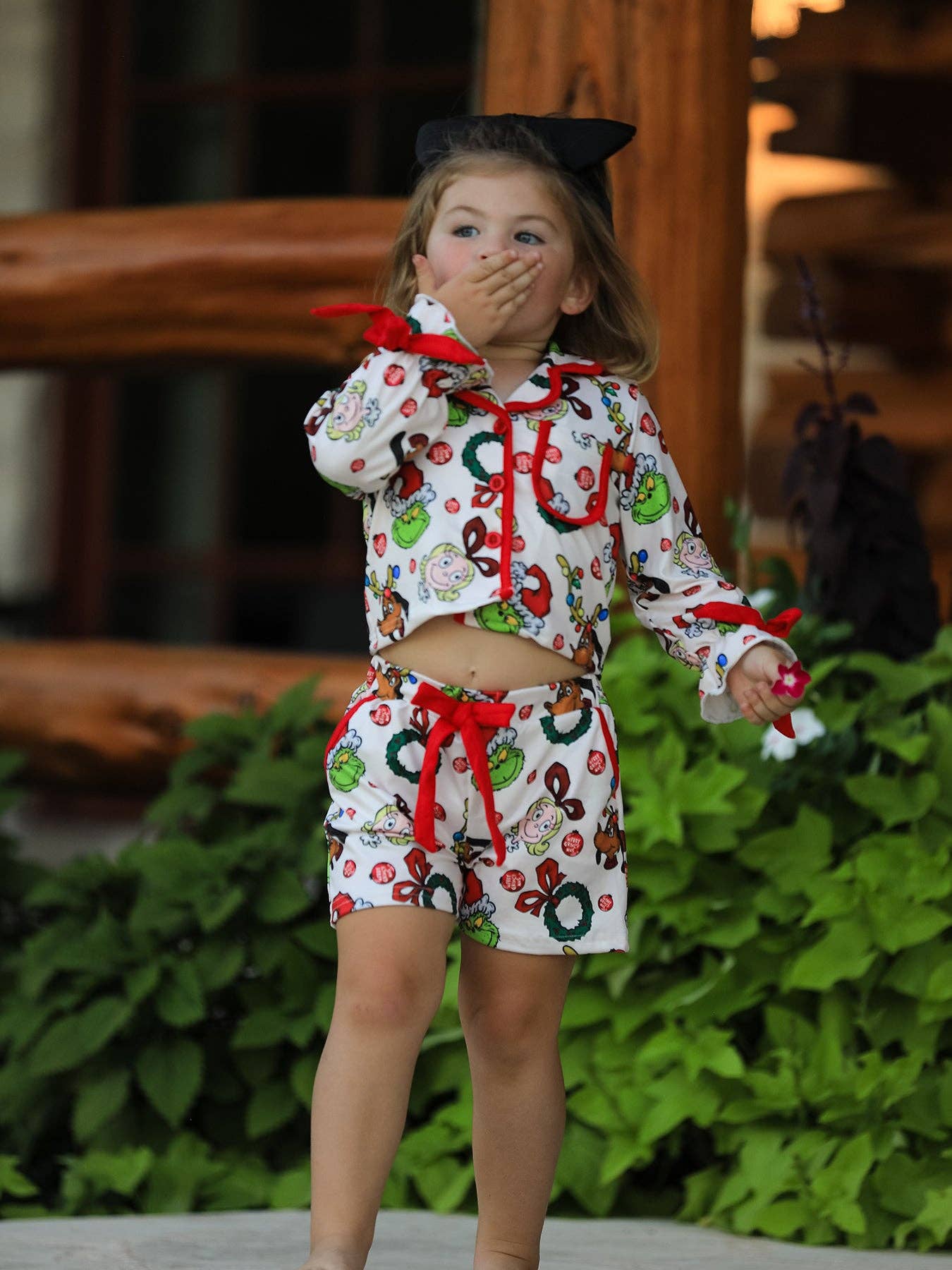 Christmas Wreath Character Print Girls Pajama Set