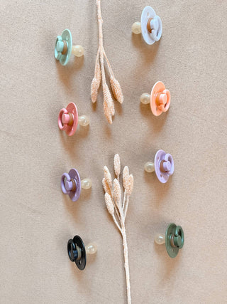 Itzy Soother™ Natural Rubber Paci Sets - Sunny Meadow Boutique