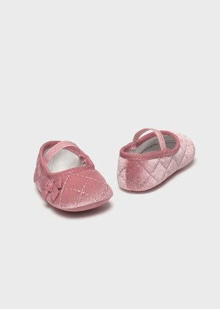 Mayoral Quilted Velvet Baby Mary Janes in Blush